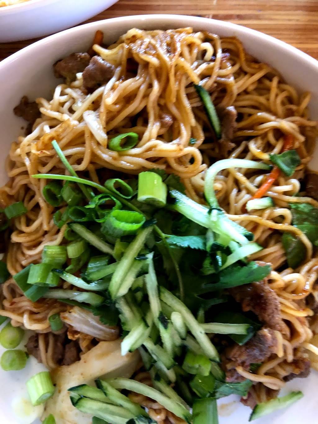 Noodles and Company | restaurant | 5363 W Main St, Kalamazoo, MI 49009, USA | 2693824100 OR +1 269-382-4100