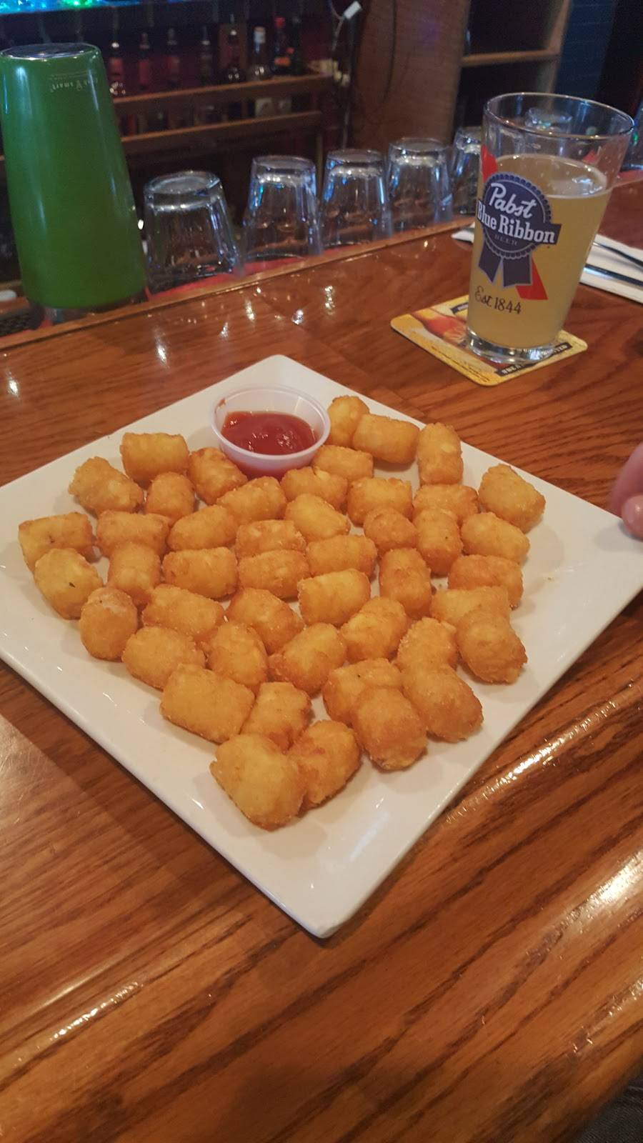 Carolina Sports & Spirits | restaurant | 16 Union St, Bangor, ME 04401, USA | 2079927273 OR +1 207-992-7273