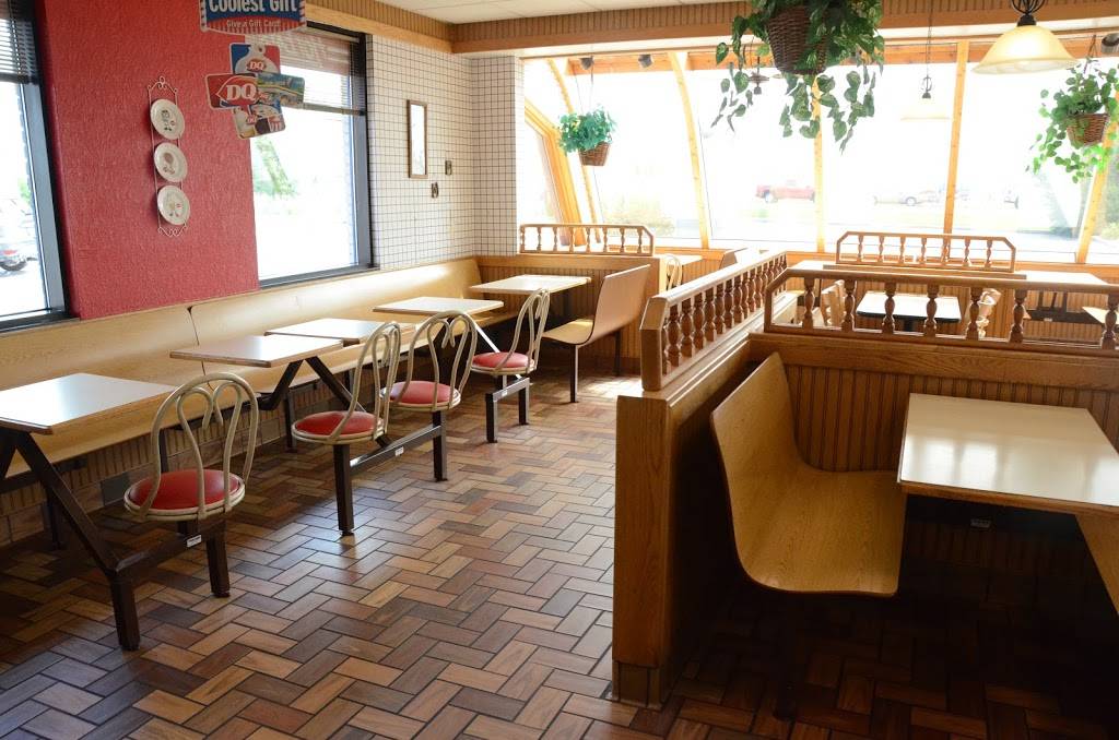 Dairy Queen Grill & Chill | bakery | 1501 38th St, Peru, IL 61354, USA | 8152243341 OR +1 815-224-3341
