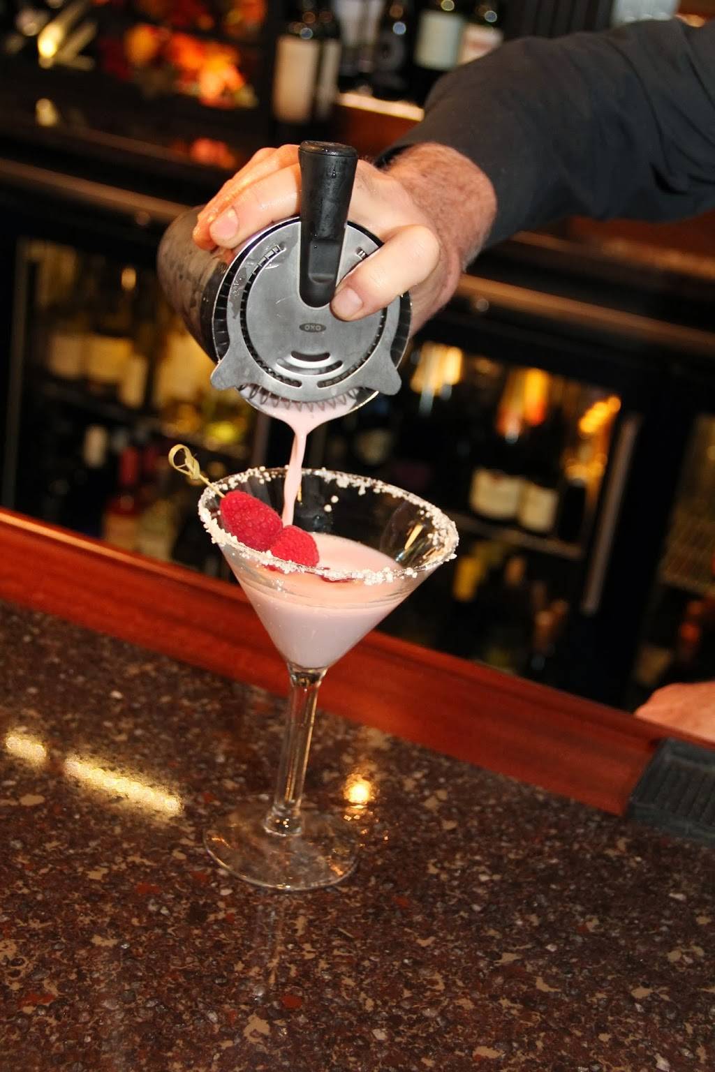 J Bistro Downtown | restaurant | 129 W Market St, Sandusky, OH 44870, USA | 4195022280 OR +1 419-502-2280