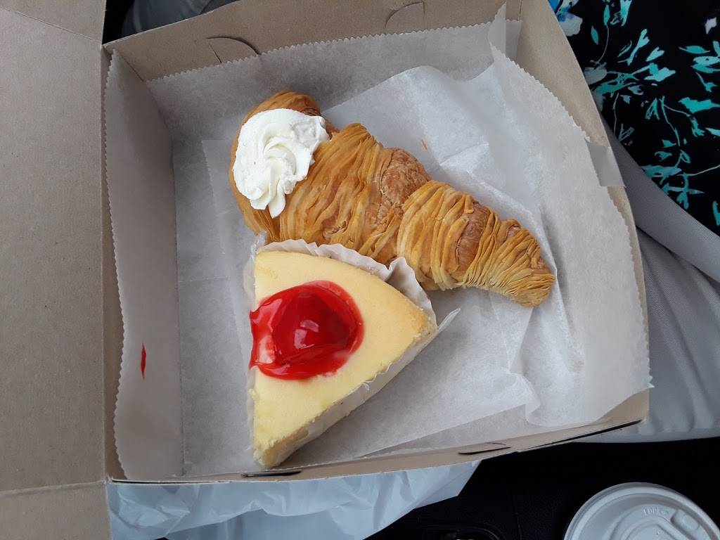 Tripoli Pizza & Bakery - Lawrence | bakery | 106 Common St, Lawrence, MA 01840, USA | 9786827754 OR +1 978-682-7754