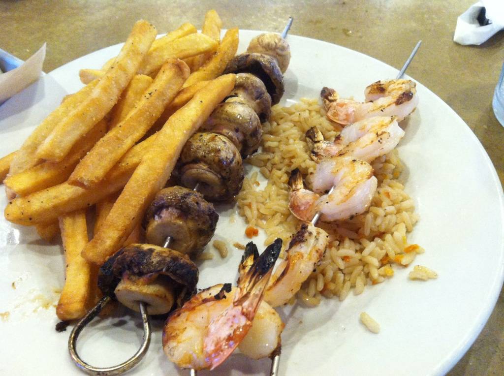 Logans Roadhouse | restaurant | 1750 W Main St, Troy, OH 45373, USA | 9373391590 OR +1 937-339-1590