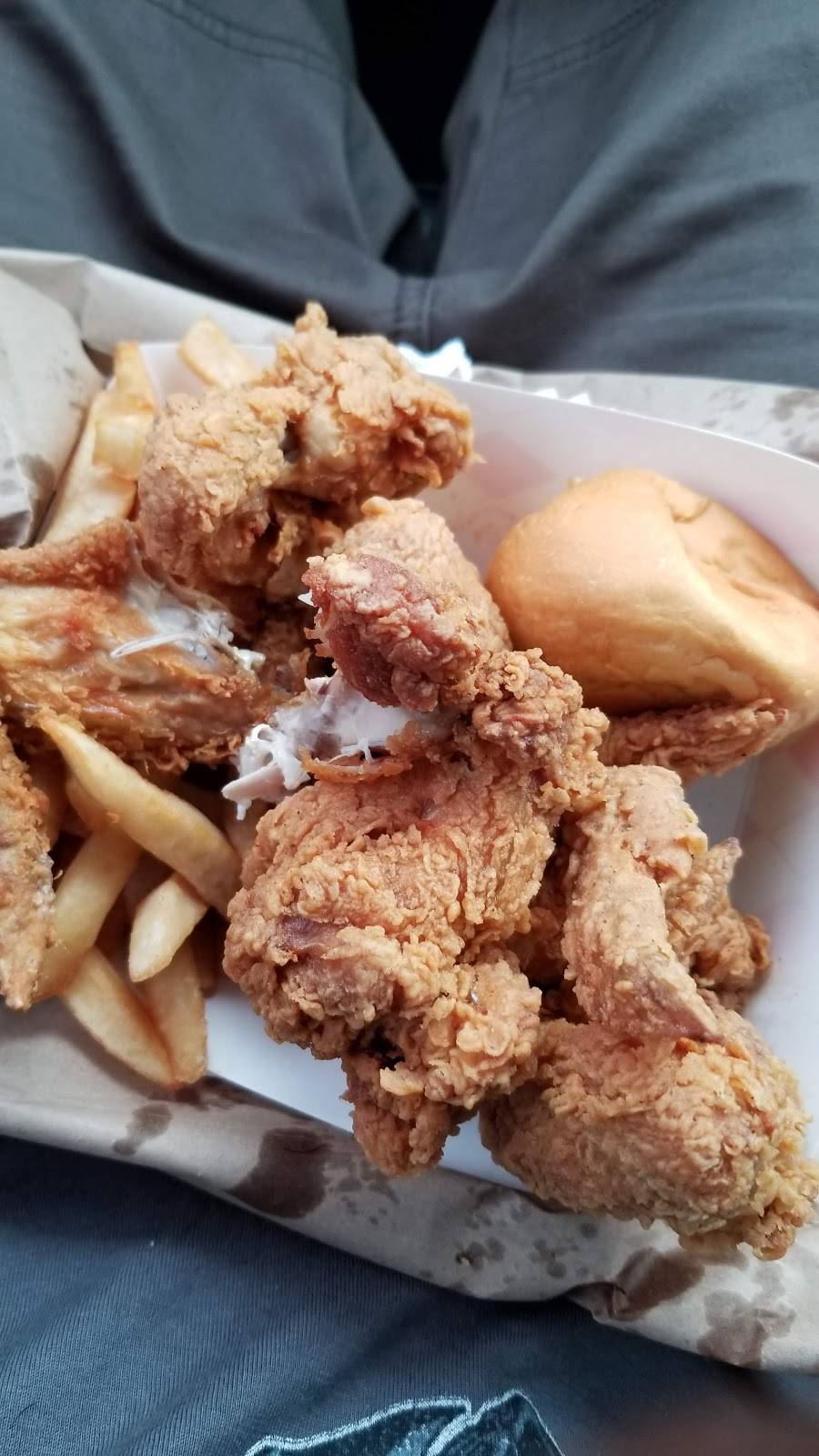 Chicken Plus | restaurant | 6210 N Wayside Dr, Houston, TX 77028, USA | 7136736990 OR +1 713-673-6990