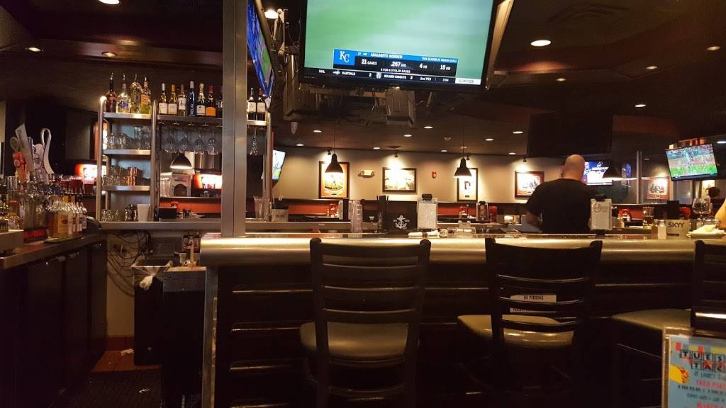 Louies Grill & Bar | restaurant | 7216 Northwest Expy, Oklahoma City, OK 73132, USA | 4057201999 OR +1 405-720-1999