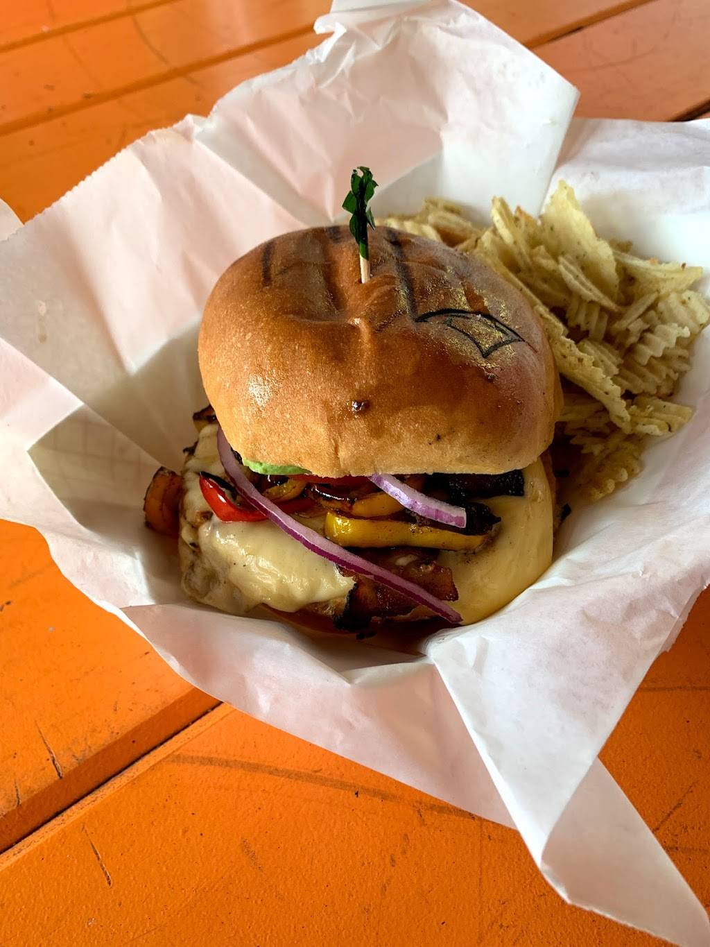 The Salmon Burger | restaurant | 1940 N 30th Rd, Hollywood, FL 33021, USA | 7866223805 OR +1 786-622-3805