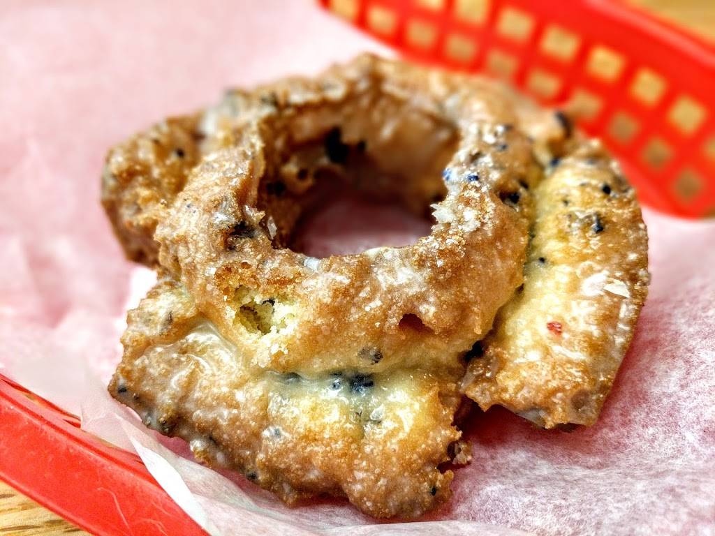 Dandee Donuts Factory | bakery | 102 N 28th Ave, Hollywood, FL 33020, USA | 9549291118 OR +1 954-929-1118