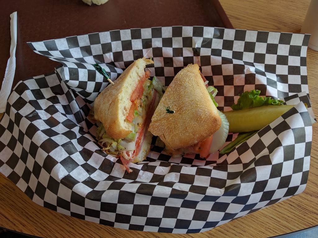 Franklin Square Deli | restaurant | 108 S Water St, Kent, OH 44240, USA | 3306732942 OR +1 330-673-2942