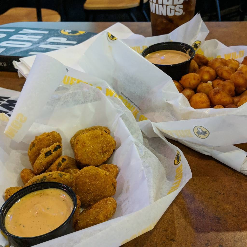 Buffalo Wild Wings | meal takeaway | 1620 Niagara Falls Blvd, Tonawanda, NY 14150, USA | 7168333111 OR +1 716-833-3111