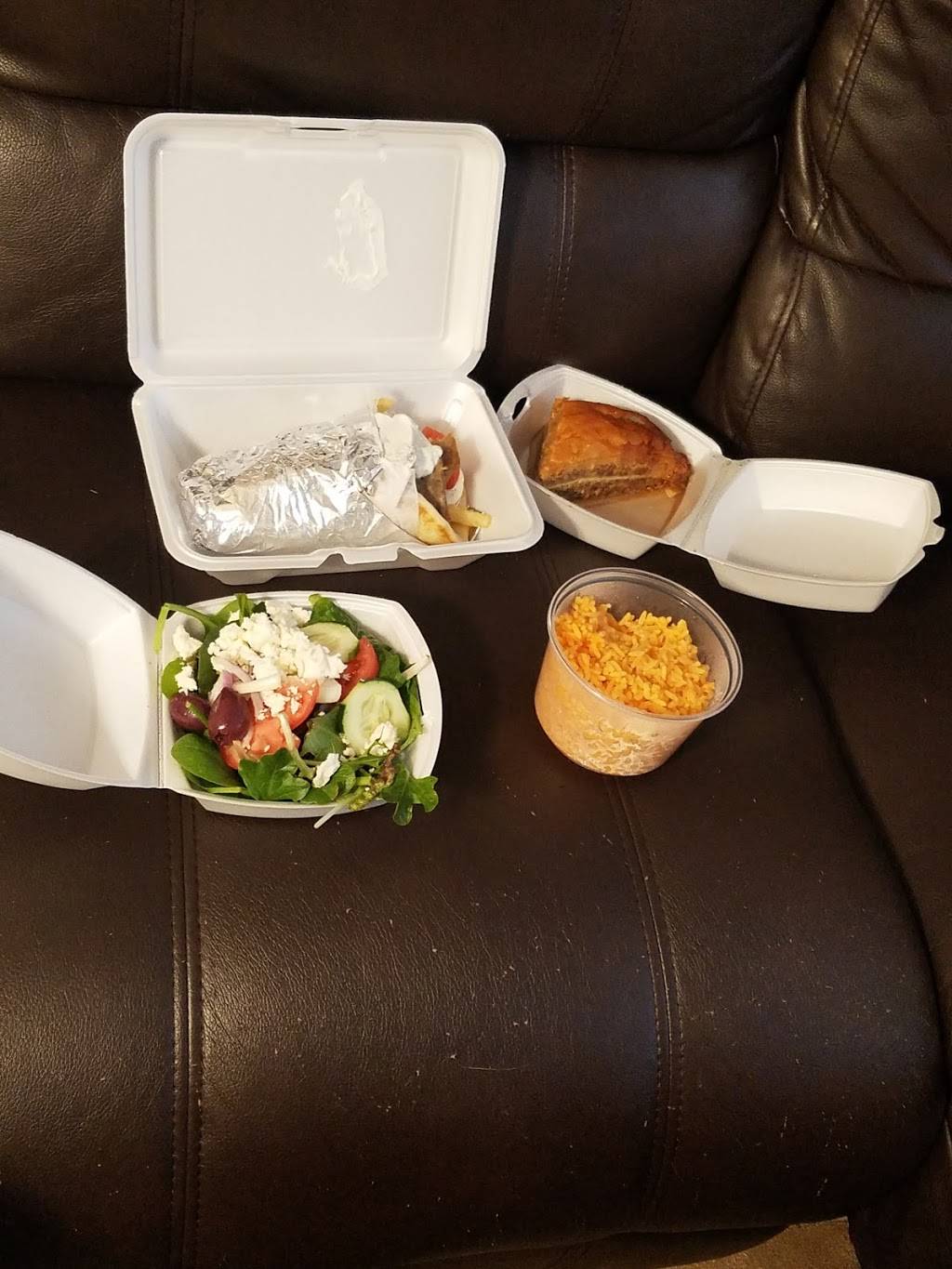 Mykonos Gr Restaurant | restaurant | 687 James St, Chicopee, MA 01020, USA | 4134378256 OR +1 413-437-8256