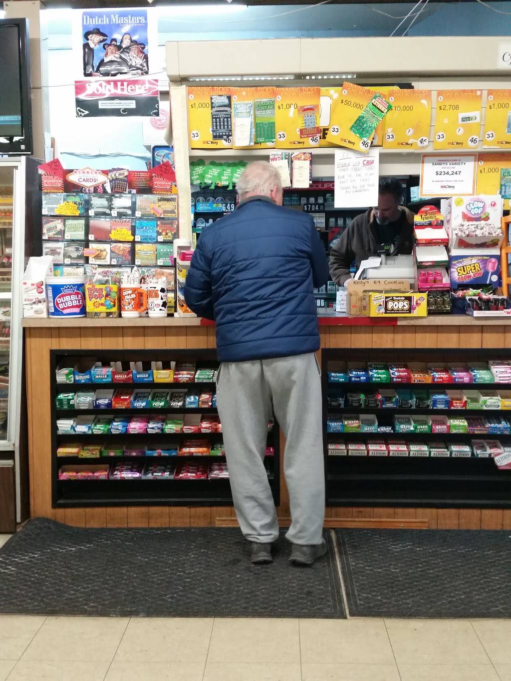 Sandys Variety & Sub Shop | restaurant | 2281 Candia Rd, Manchester, NH 03109, USA | 6036698382 OR +1 603-669-8382