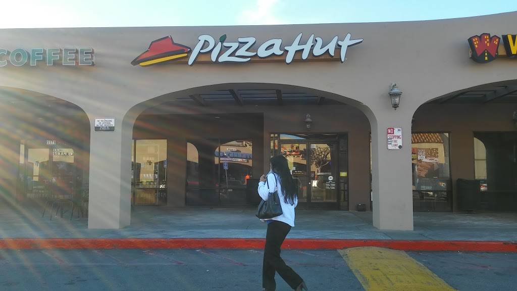 Pizza Hut | restaurant | 1173 W Carson St, Torrance, CA 90502, USA | 3103201590 OR +1 310-320-1590