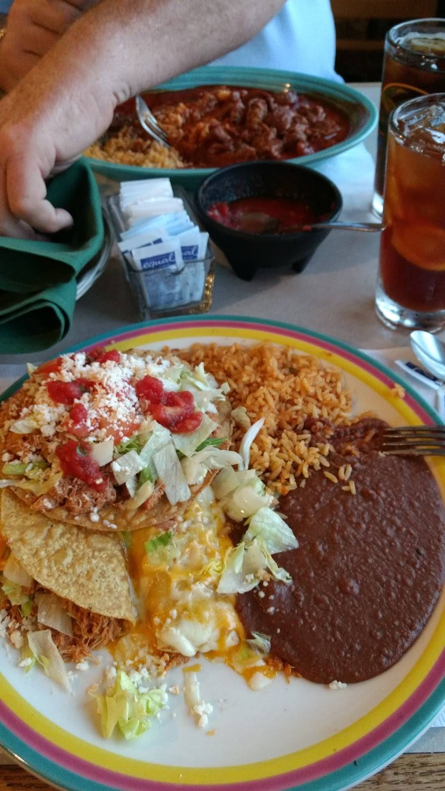 La Cabana Restaurant | restaurant | 835 River St, Aurora, IL 60506, USA | 6308598885 OR +1 630-859-8885