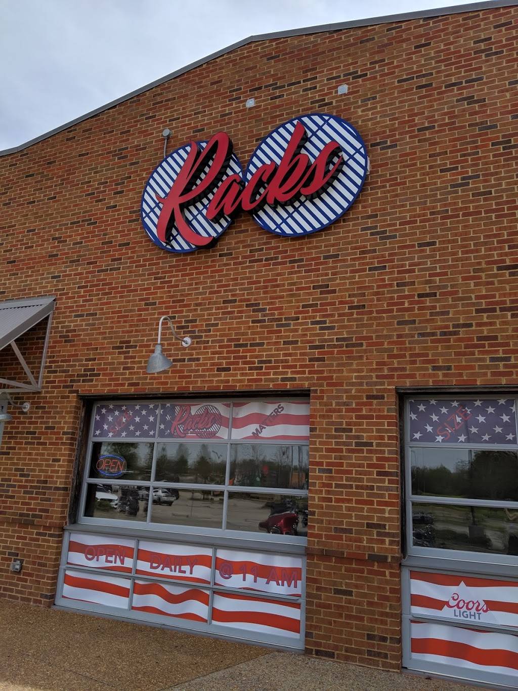 RACKS-BBQ, BURGERS & BREWS | restaurant | 4840 Venture Dr, Southaven, MS 38671, USA | 6624707675 OR +1 662-470-7675