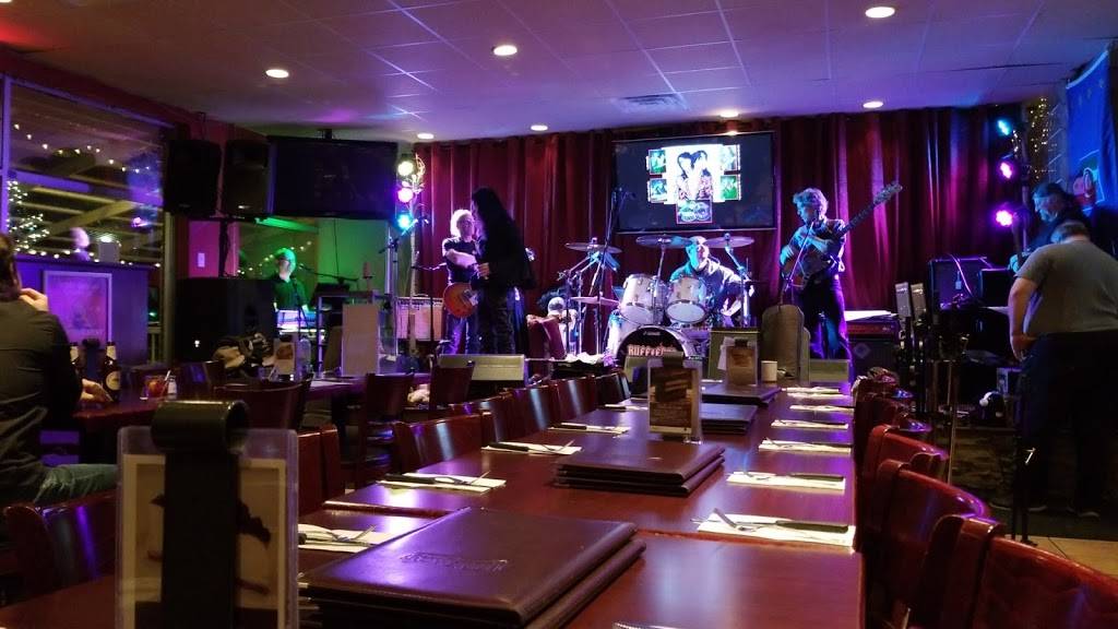 Resto-Bar Julianos | restaurant | 5300 Boulevard Saint-Martin O, Laval, QC H7T 2Y1, Canada | 4506888131 OR +1 450-688-8131