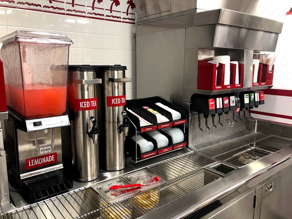 In-N-Out Burger | restaurant | 16514 Golden Valley Pkwy, Lathrop, CA 95330, USA | 8007861000 OR +1 800-786-1000