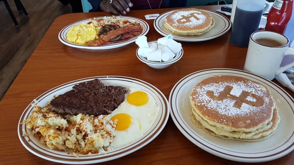 Flips Pancake House | restaurant | 4100 27th St, Moline, IL 61265, USA | 3095176455 OR +1 309-517-6455