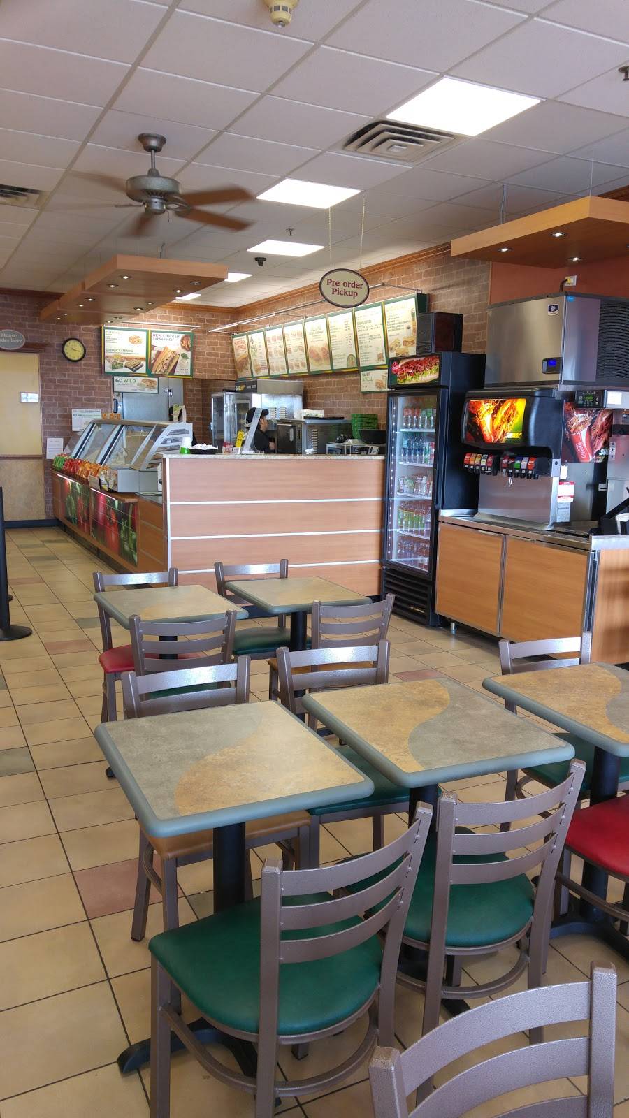 Subway Restaurants | restaurant | 2958 S Finley Rd Store #117 Main Street Square Shopping Ct, Downers Grove, IL 60515, USA | 6304950040 OR +1 630-495-0040
