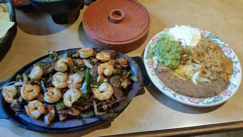 Puerto Vallarta | restaurant | 15 W Avon Rd, Avon, CT 06018, USA | 8606751999 OR +1 860-675-1999