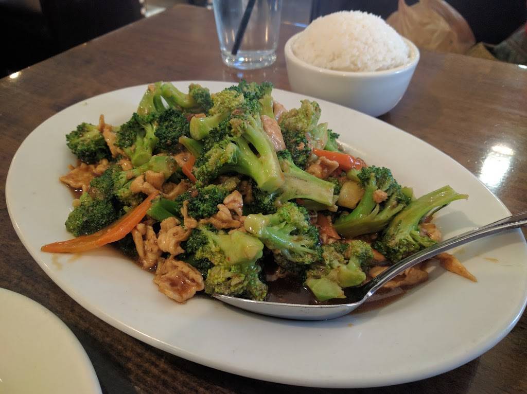 Thai Green & Sushi | restaurant | 3300 Youngfield St #7a, Wheat Ridge, CO 80033, USA | 3032388866 OR +1 303-238-8866