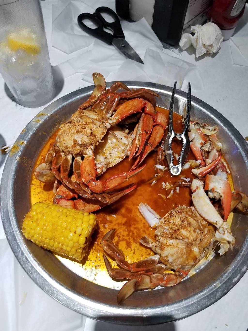 Pier 88 Boiling Seafood & Bar | restaurant | 2288 Gunbarrel Rd #130, Chattanooga, TN 37421, USA | 4234683683 OR +1 423-468-3683