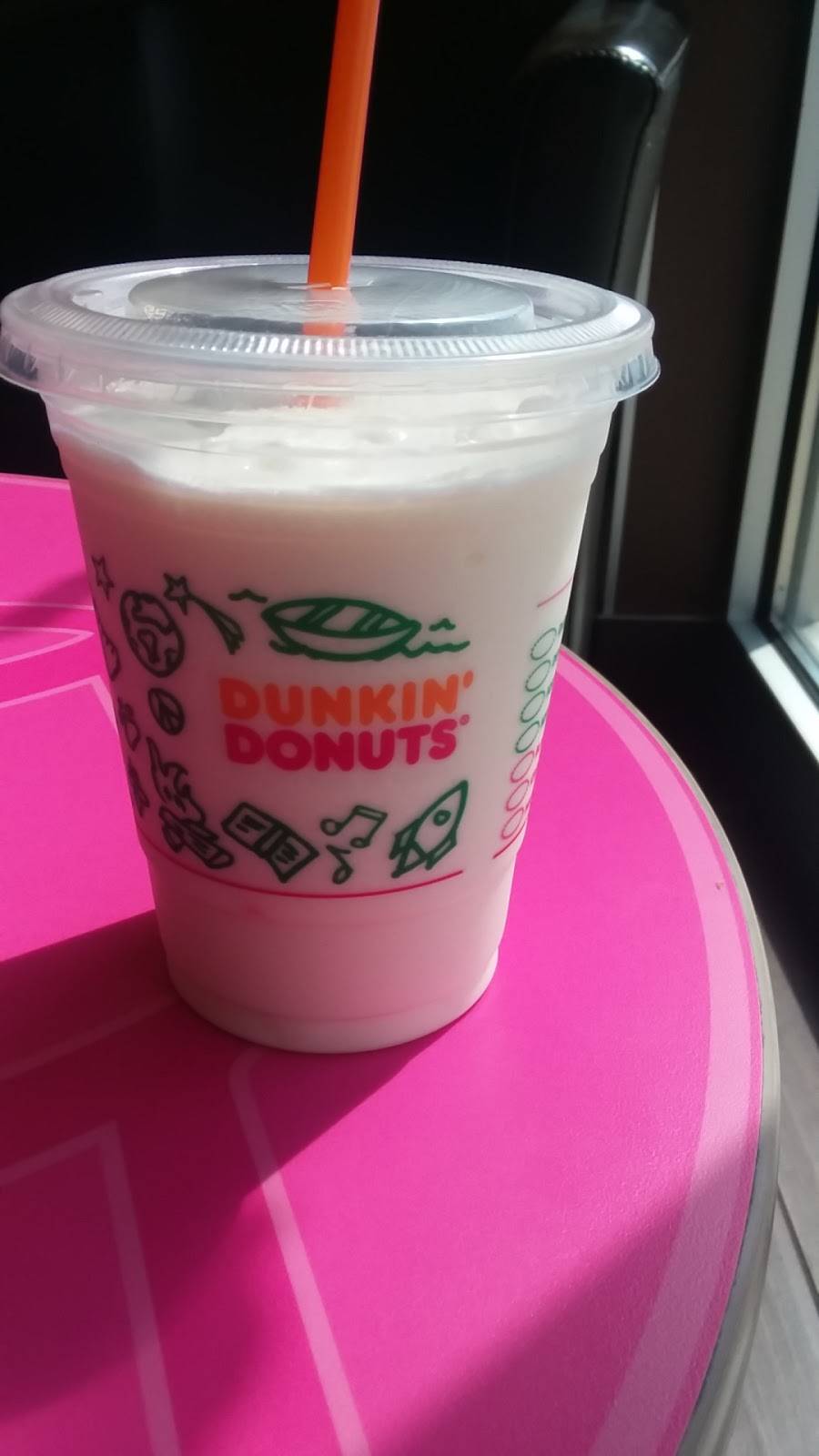 Dunkin | bakery | 1825 N Superior Ave, Tomah, WI 54660, USA | 6083745678 OR +1 608-374-5678