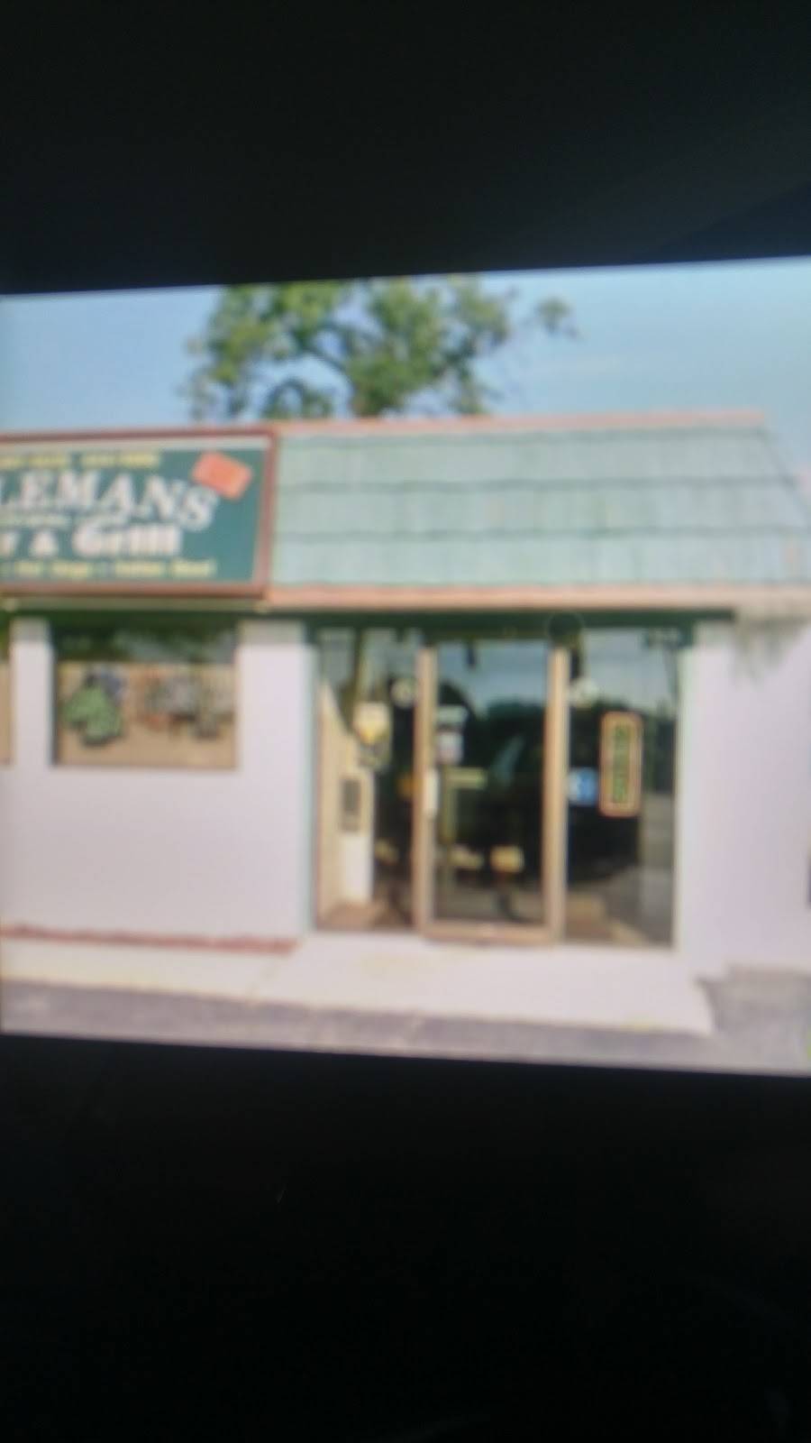 Colemans Crystal Lake Bar | restaurant | 7608 S Virginia Rd, Crystal Lake, IL 60014, USA | 8154449390 OR +1 815-444-9390