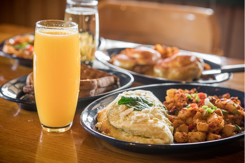 Hamburger Factory Family Restaurant | restaurant | 14122 Midland Rd, Poway, CA 92064, USA | 8584864575 OR +1 858-486-4575