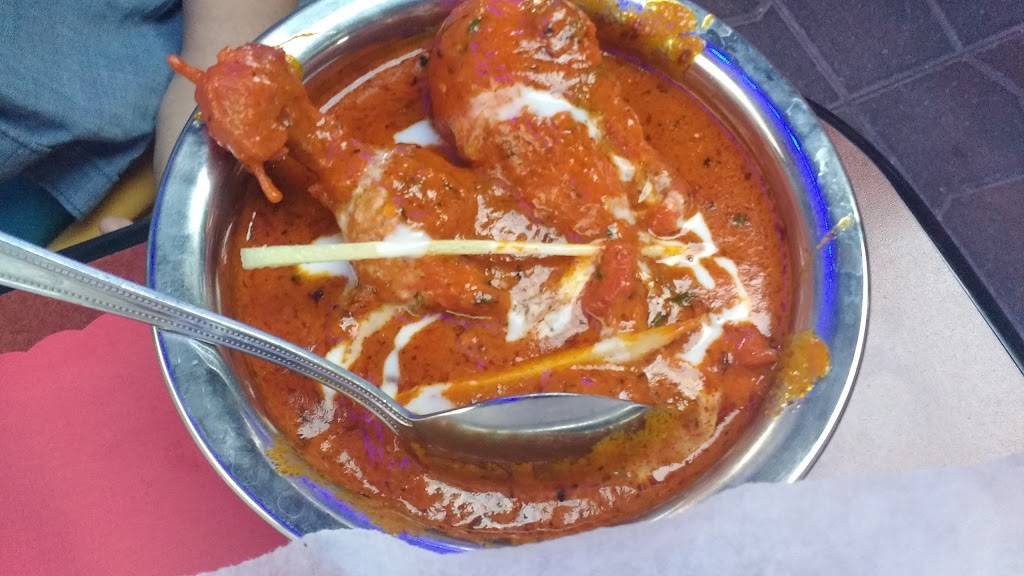 Cafe India Bay View | restaurant | 2201 S Kinnickinnic Ave, Milwaukee, WI 53207, USA | 4148376121 OR +1 414-837-6121