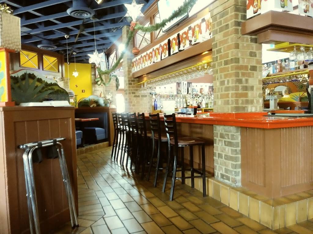 Salsas Mexican Restaurant | restaurant | 1635 Wells Rd, Orange Park, FL 32073, USA | 9045793579 OR +1 904-579-3579