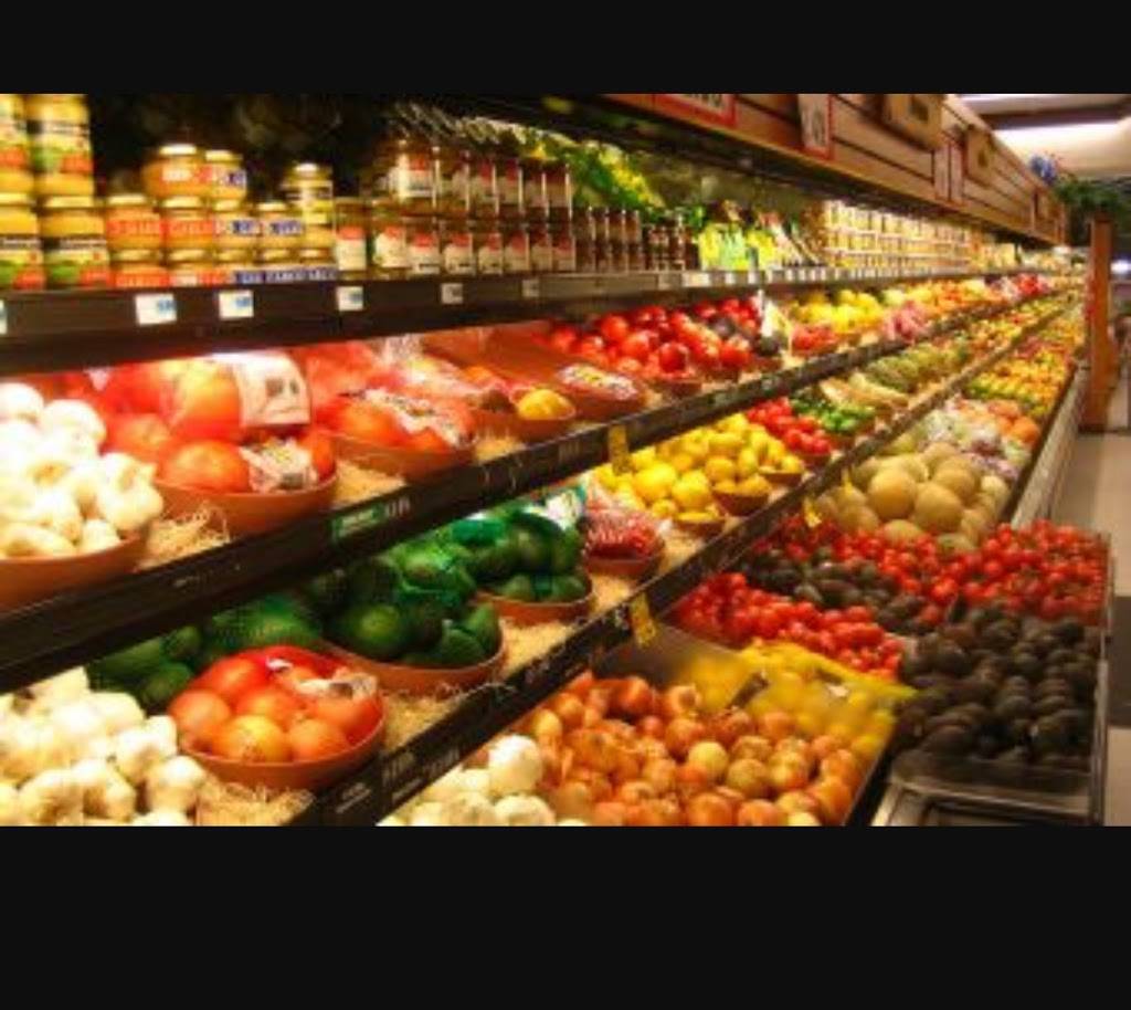 Taste of New York Pizza and Deli | restaurant | 6201 Edgewater Dr, Orlando, FL 32810, USA | 4072530028 OR +1 407-253-0028