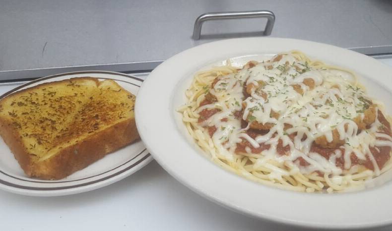 I-55 Americana Restaurant | restaurant | 510 S Bolingbrook Dr, Bolingbrook, IL 60440, USA | 6307392553 OR +1 630-739-2553