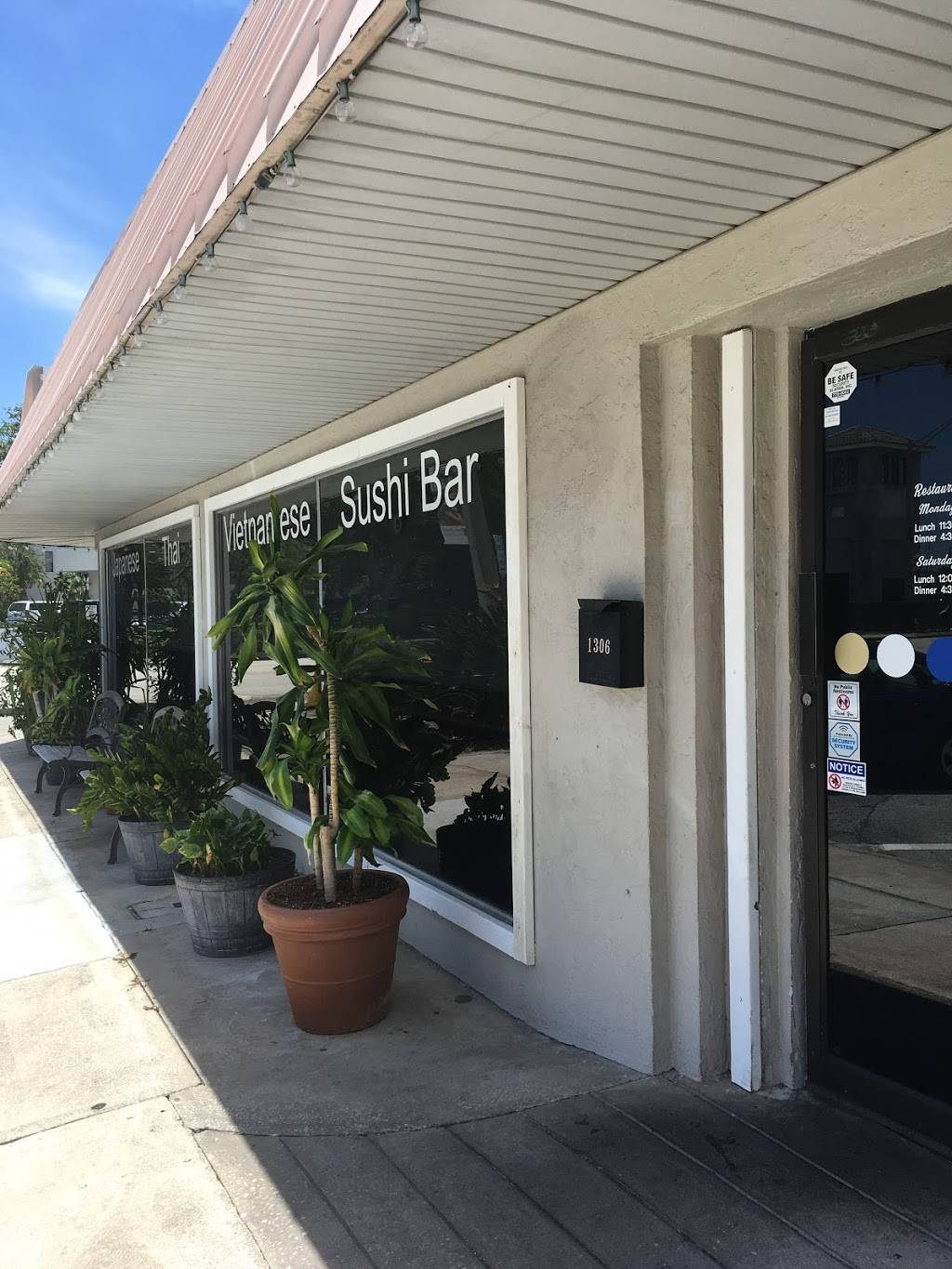 Kata Japanese & Thai Restaurant | restaurant | 1306 20th St, Vero Beach, FL 32960, USA | 7725648883 OR +1 772-564-8883