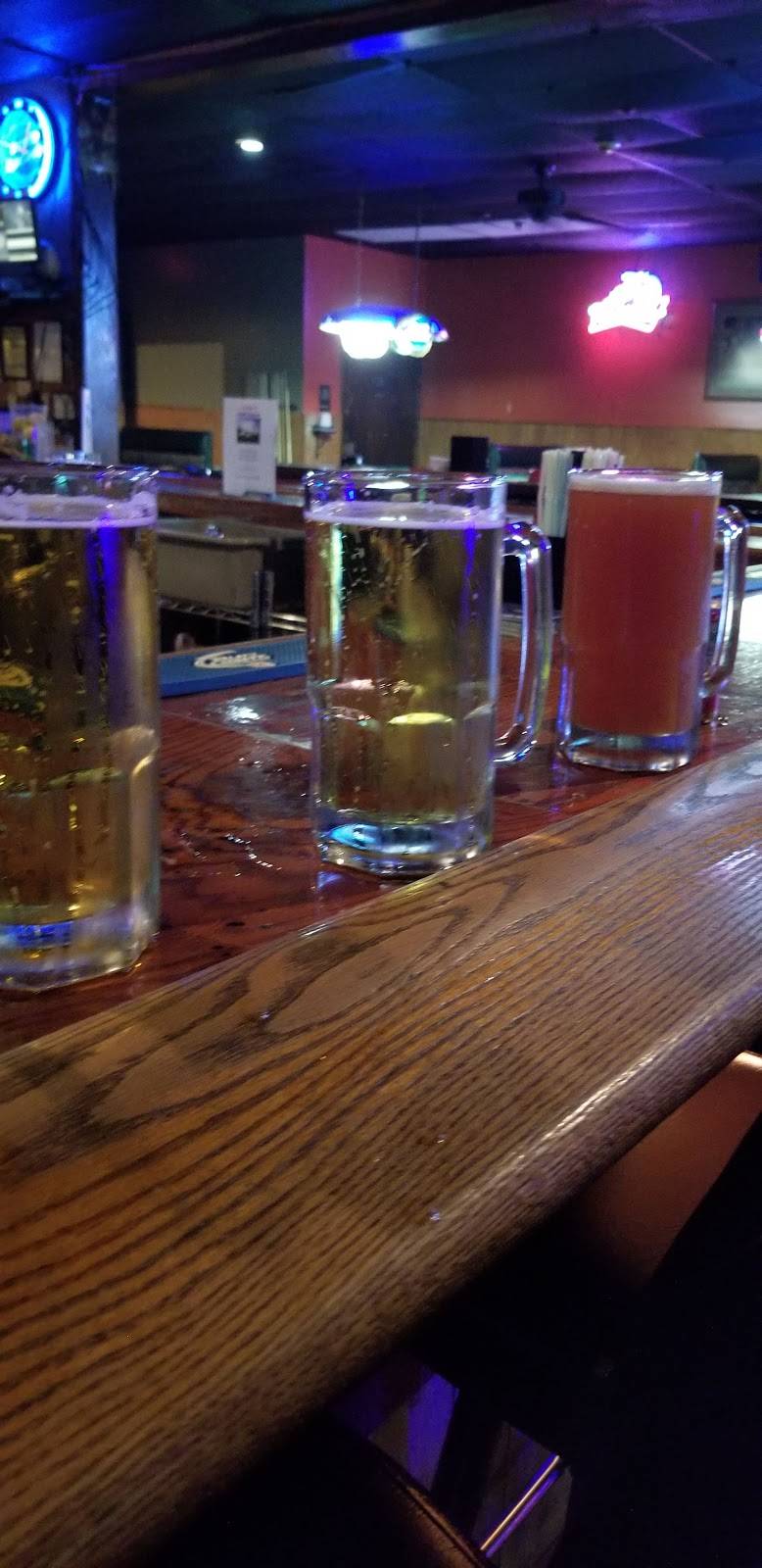 Lumpys Bar & Grill | night club | 1505 E 151st St, Olathe, KS 66062, USA | 9137826302 OR +1 913-782-6302