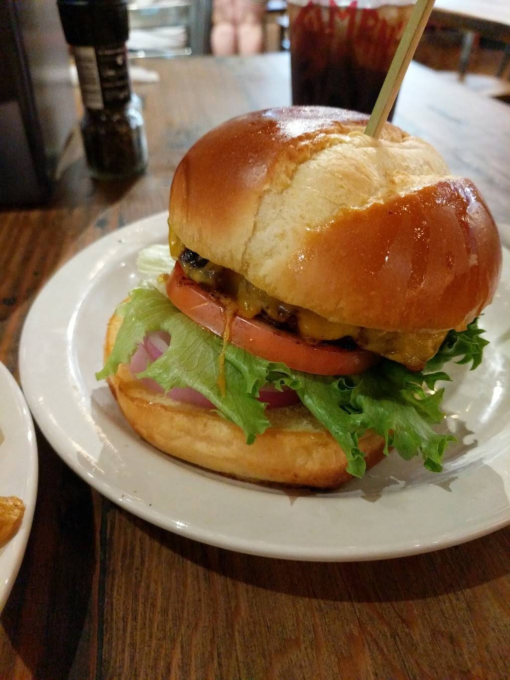 Jumpin Jax House of Food | restaurant | 10131 San Jose Blvd #12, Jacksonville, FL 32257, USA | 9046831341 OR +1 904-683-1341