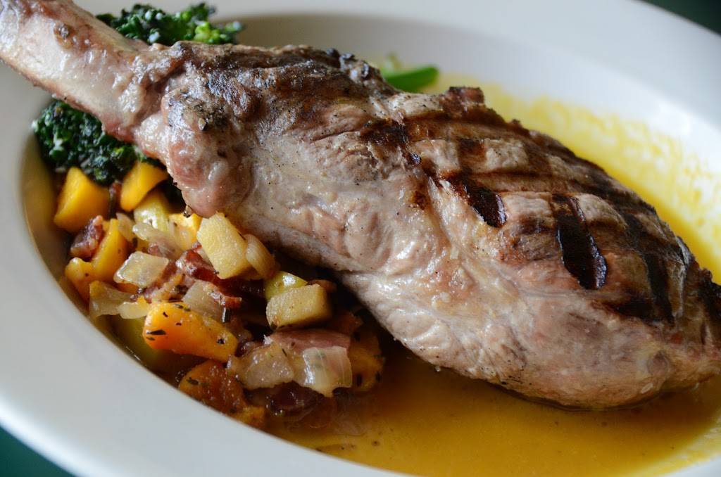 Lake Street Cafe Inc | restaurant | 21 S Lake St, Elkhart Lake, WI 53020, USA | 9208762142 OR +1 920-876-2142