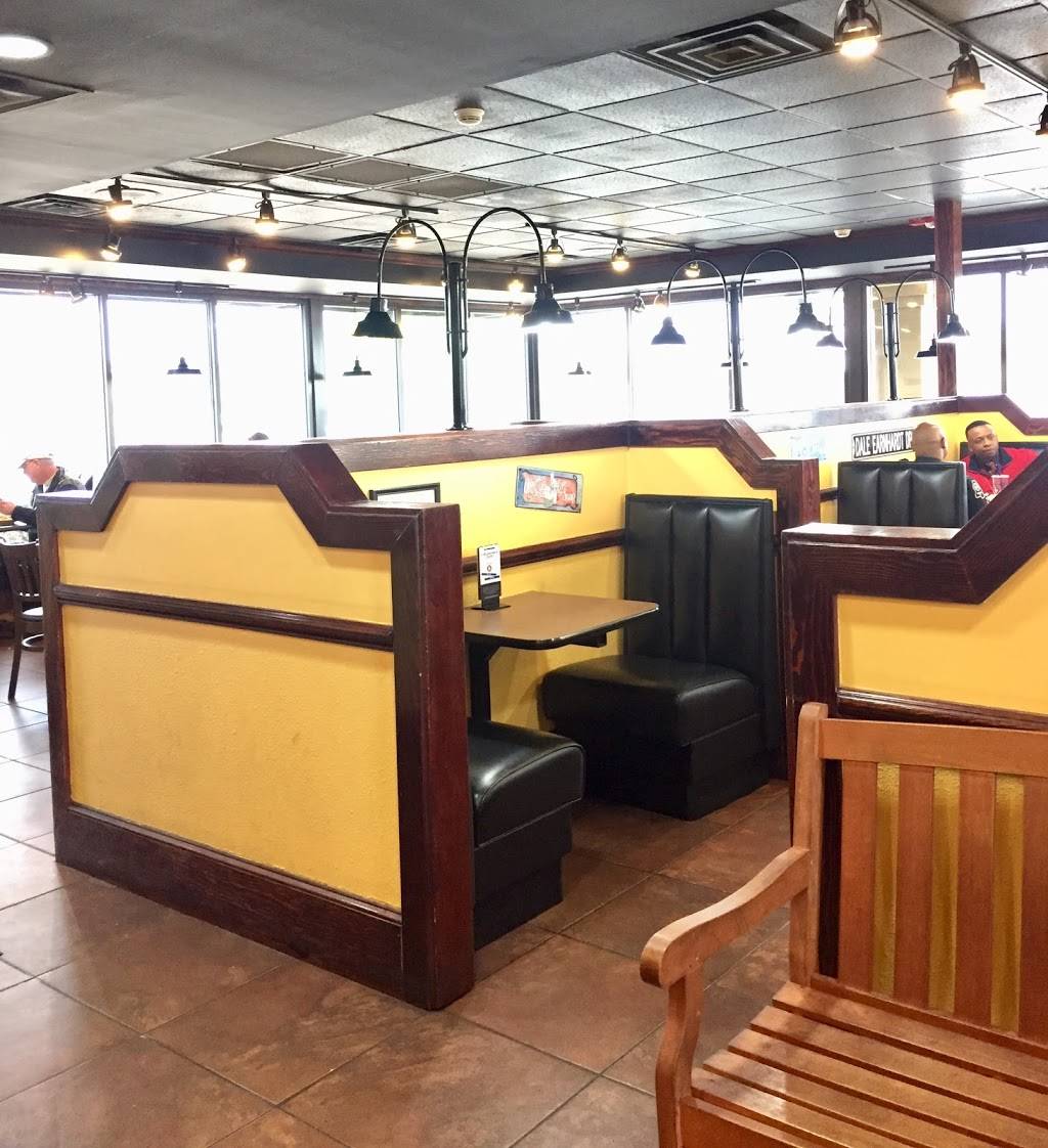 Zaxbys Chicken Fingers & Buffalo Wings | restaurant | 7480 Commerce Dr, Olive Branch, MS 38654, USA | 6628952745 OR +1 662-895-2745