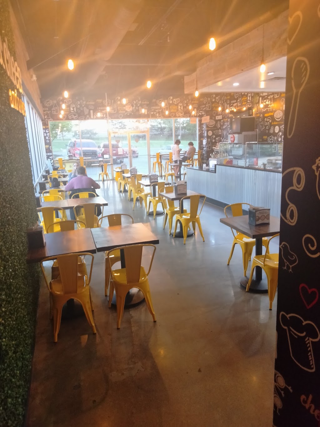 I Heart Mac & Cheese - Tulsa | restaurant | 1931 S Yale Ave, Tulsa, OK 74112, USA | 9185517249 OR +1 918-551-7249