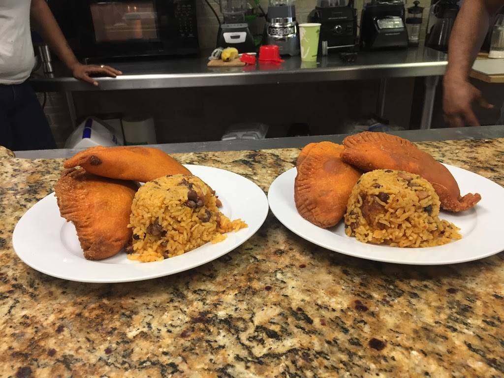 Ligias Cafe And Juice Bar | restaurant | 5851 Calumet Ave, Hammond, IN 46320, USA | 2199896601 OR +1 219-989-6601