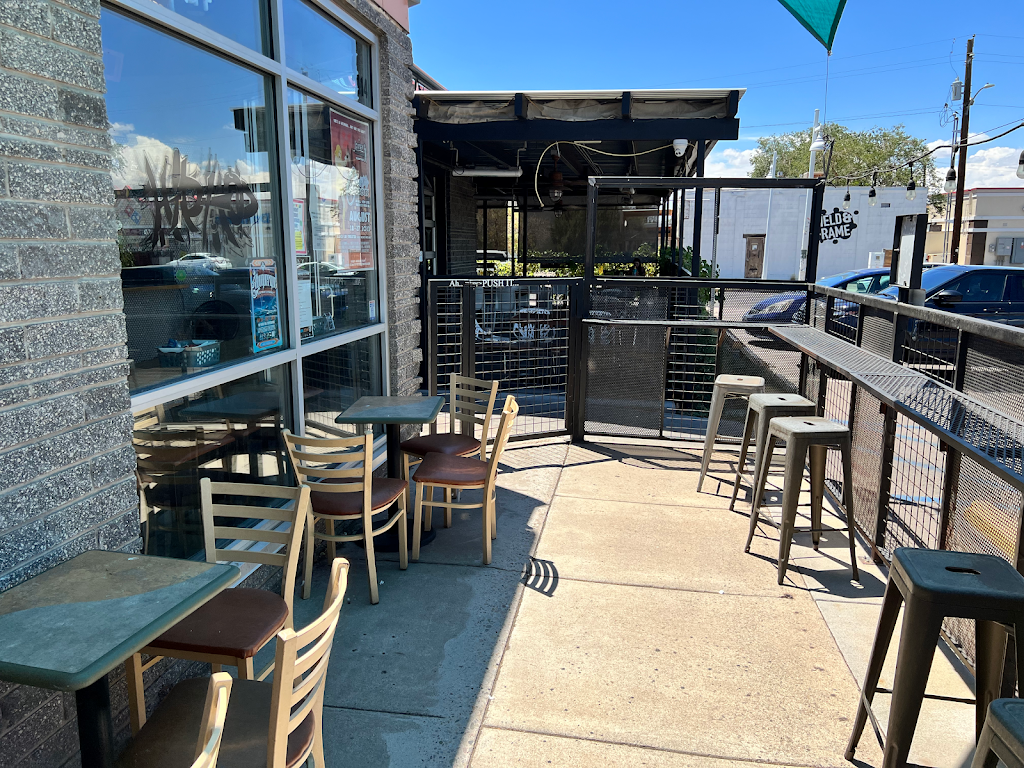 Phat Stax Nob Hill | restaurant | 114 Tulane Dr SE, Albuquerque, NM 87106, USA | 5055036564 OR +1 505-503-6564