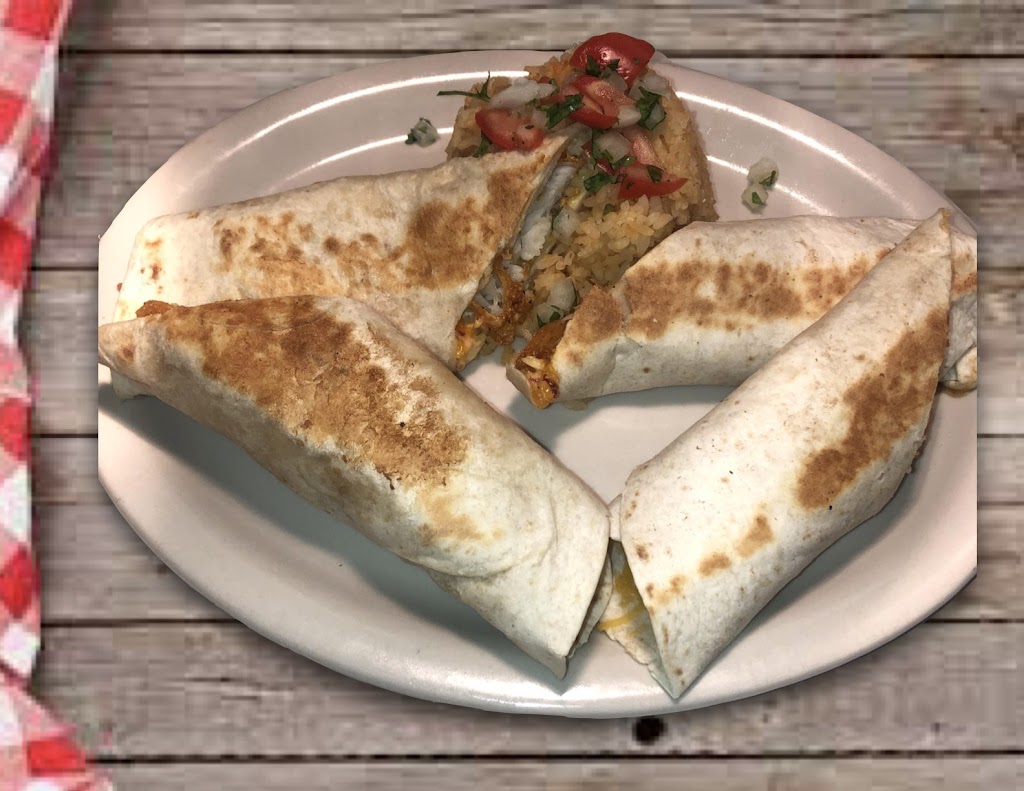 Lyons Mexi-Cajun | restaurant | 722 E Main St, Lyons, KS 67554, USA | 6208945002 OR +1 620-894-5002