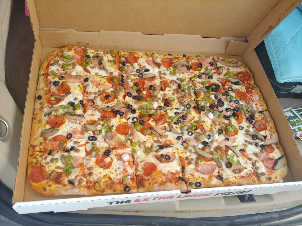 Valdez Bakery & Pizzas | restaurant | 204 S Main St, Cotulla, TX 78014, USA | 8308793450 OR +1 830-879-3450