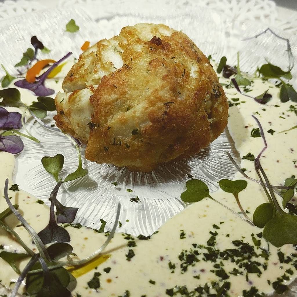 Roesslers Restaurant | restaurant | 2033 Vamo Way, Sarasota, FL 34238, USA | 9419665688 OR +1 941-966-5688