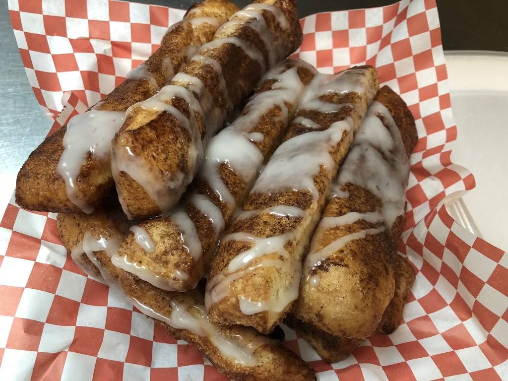 Krazy Pizza | restaurant | 14300 Mack Ave, Detroit, MI 48215, USA | 3138212222 OR +1 313-821-2222