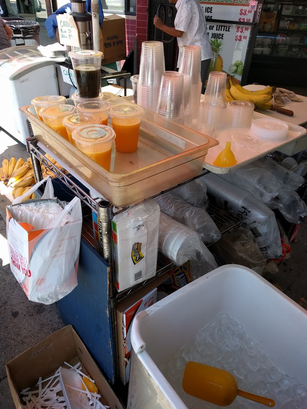 Saigon Deli | restaurant | 832 N Broadway, Los Angeles, CA 90012, USA | 2136258721 OR +1 213-625-8721