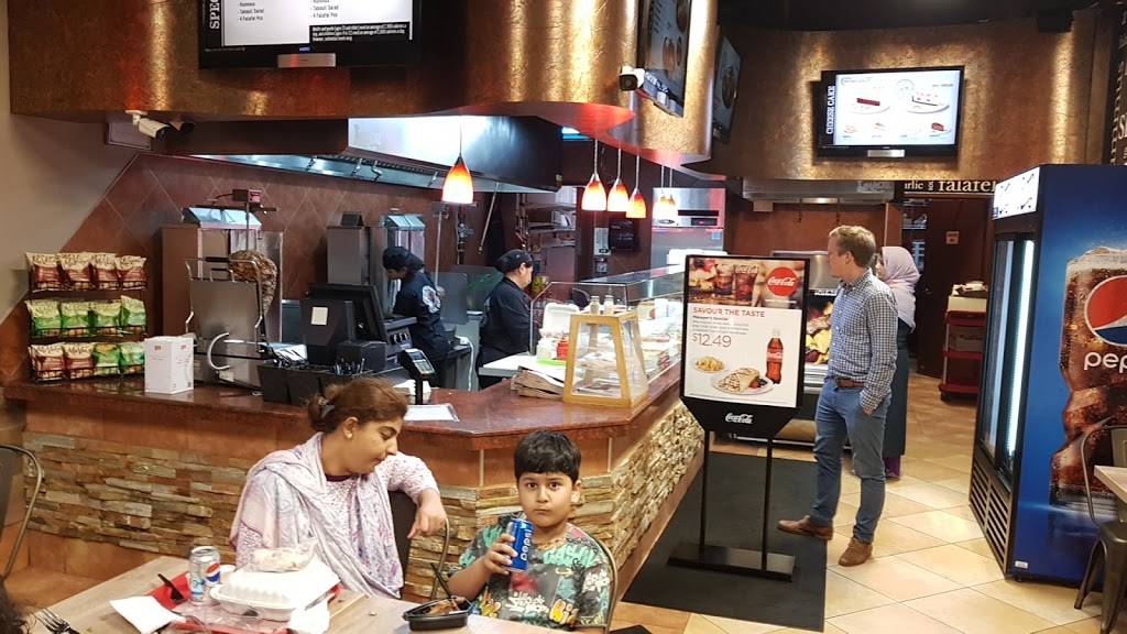 Pita Land Maple | restaurant | 9781 Jane St, Maple, ON L6A 3N9, Canada | 9055531252 OR +1 905-553-1252