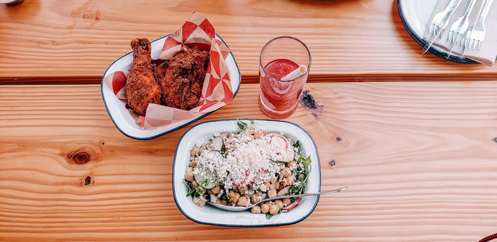 Parsons Chicken & Fish | restaurant | 2109 W Chicago Ave, Chicago, IL 60622, USA | 7736973346 OR +1 773-697-3346