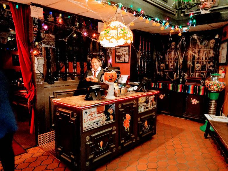 Ernies Mexican Restaurant | restaurant | 2307, 4410 Lankershim Blvd, North Hollywood, CA 91602, USA | 8189854654 OR +1 818-985-4654