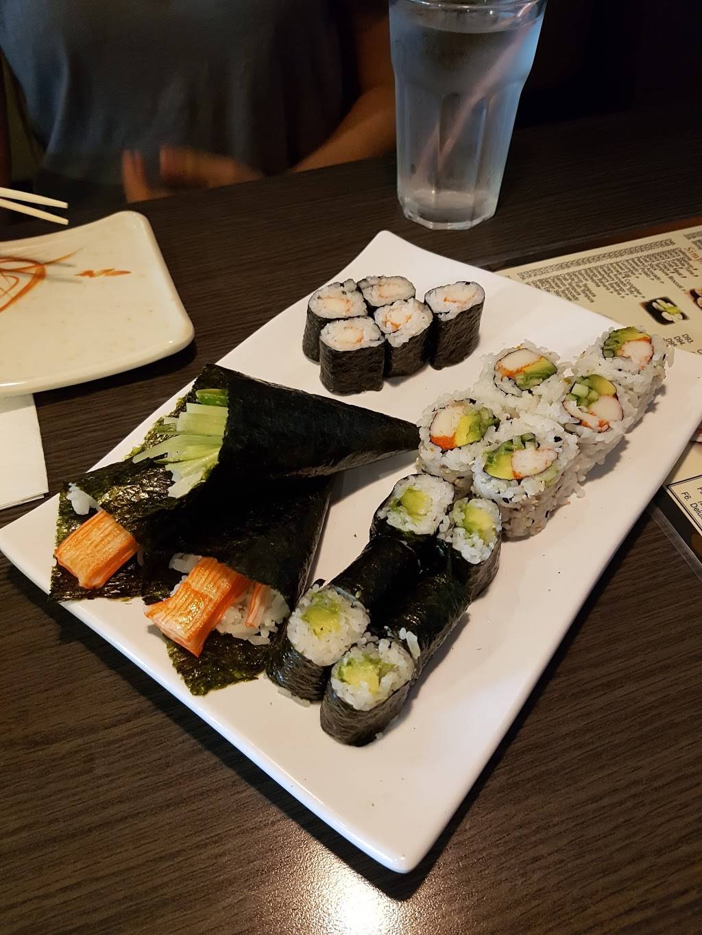 Wind Sushi | restaurant | 289 The Queensway S, Keswick, ON L4P 2B3, Canada | 9054769999 OR +1 905-476-9999