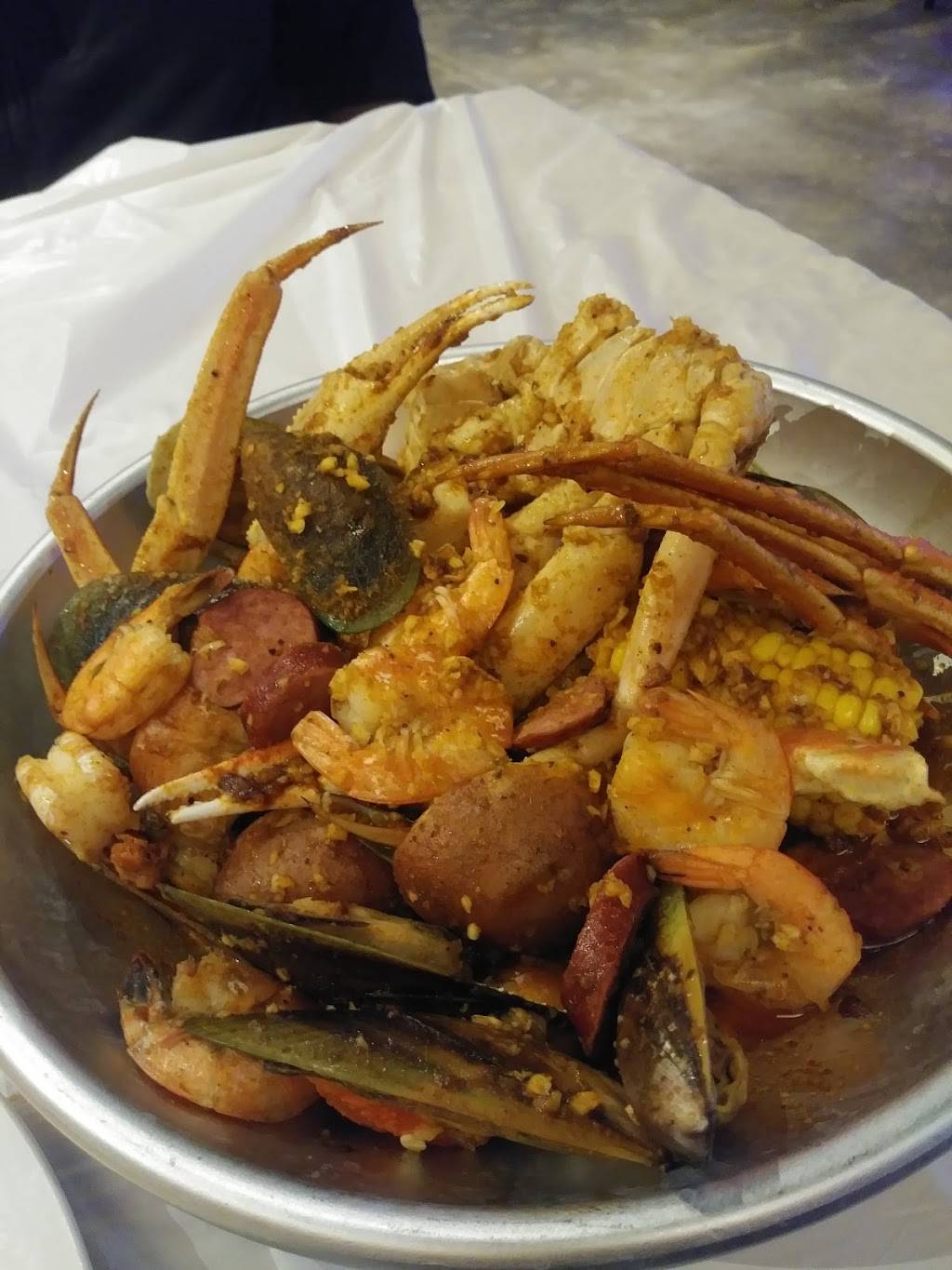 Seafood Party | restaurant | 7401 NW Cache Rd, Lawton, OK 73505, USA | 5802804000 OR +1 580-280-4000