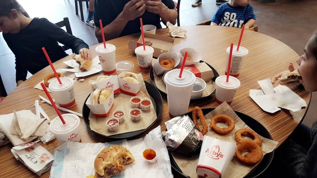 Arbys | restaurant | 8282 W Camelback Rd, Glendale, AZ 85303, USA | 6238773550 OR +1 623-877-3550